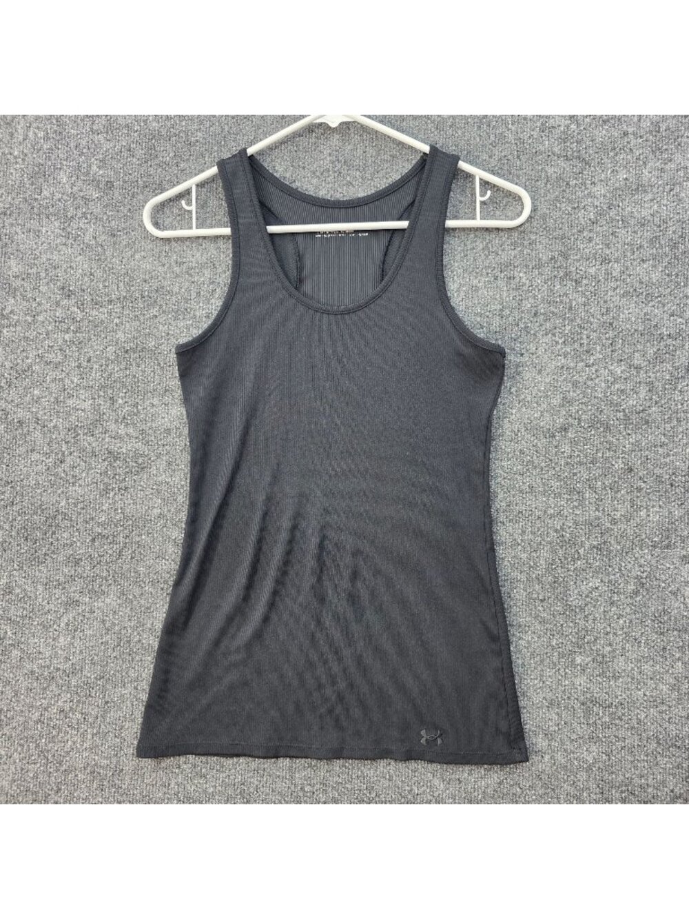 Under Armour Racerback Rib Tank Top M Black Fitted Athletic Workout Gym Sporty